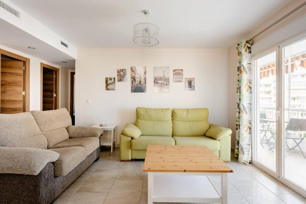 Apartament Amplio Con Vistas Al Mar Y Piscina En Benalmádena Zewnętrze zdjęcie