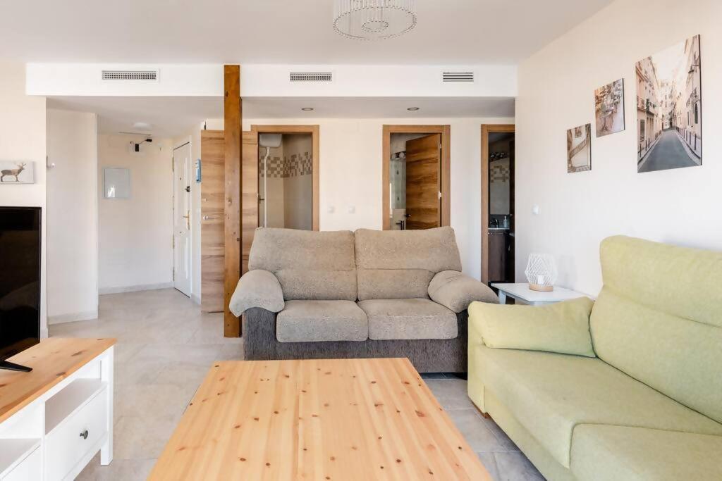 Apartament Amplio Con Vistas Al Mar Y Piscina En Benalmádena Zewnętrze zdjęcie