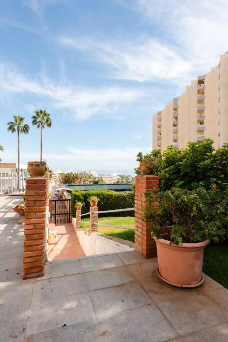 Apartament Amplio Con Vistas Al Mar Y Piscina En Benalmádena Zewnętrze zdjęcie