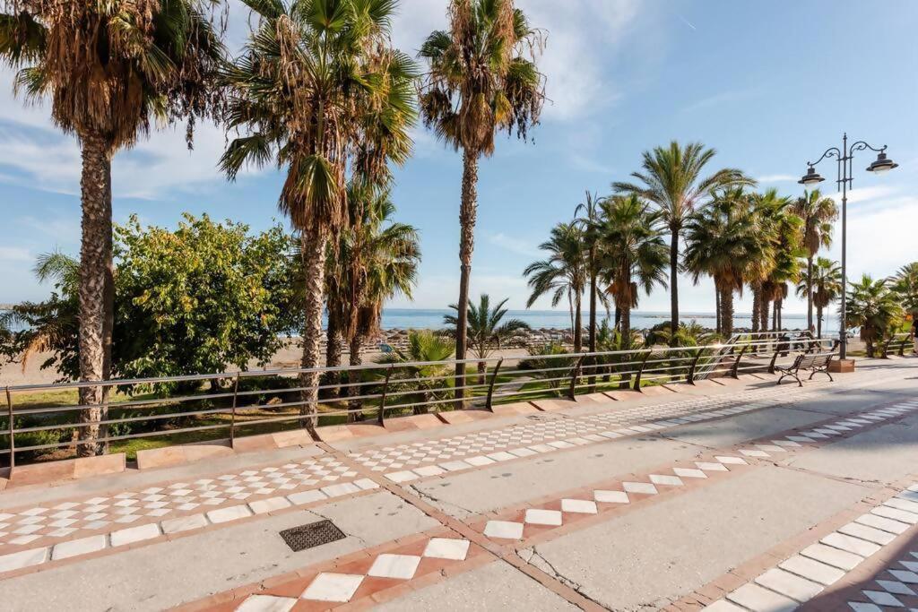 Apartament Amplio Con Vistas Al Mar Y Piscina En Benalmádena Zewnętrze zdjęcie